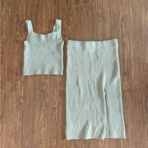 Abercrombie & Fitch Crop Top & Skirt set (M)